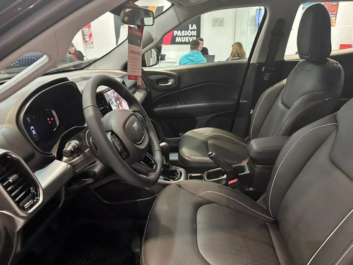 Fiat Toro 1.8 170 E-torq Evo Freedom At6