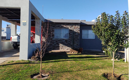 Venta Casa 3 Dormitorios. B° Privado Las Lajas