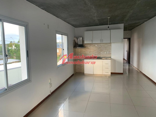 Imagen 2 de 10 de Apartamento En Venta En Maldonado