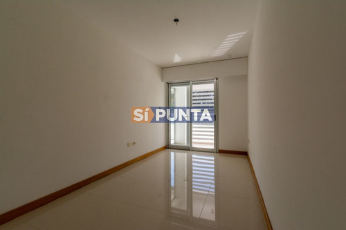 Imagen 21 de 24 de Apartamento A La Venta En Playa Brava