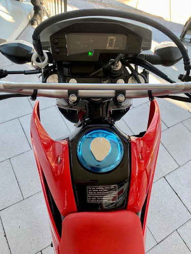Imagen 4 de 18 de Honda Xr 250 Tornado 2023 0km Solo En Genamax!