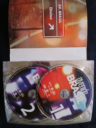Box Avenida Brasil - Dvd Com 12 Discos Globo Novela Nacional (Usado)