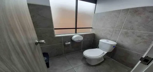Local En Arriendo Centro (279060790).