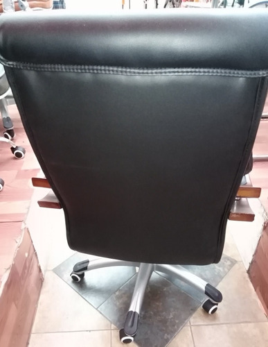 Silla Giratoria Ejecutiva De Cuerina De Alta Calidad