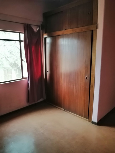 Casa Amplia Con Tres Dormitorios En Playa Ancha, Valparaiso