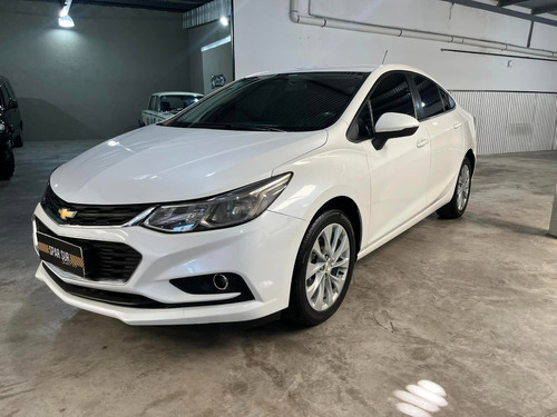 Chevrolet Cruze II 1.4 Sedan Lt