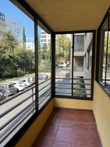 Sin Comision A Pasos De Metro - 2o Piso Oriente - 2 Est.
