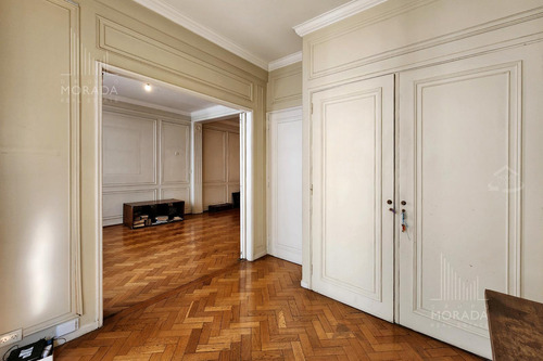 Venta Departamento Semipiso 5 Amb. Con Baulera En Recoleta