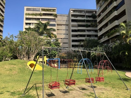 Imagen 23 de 25 de Omar Espinoza Ofrece En Venta Amplio Y Lujoso Apartamento En Santa Eduvigis