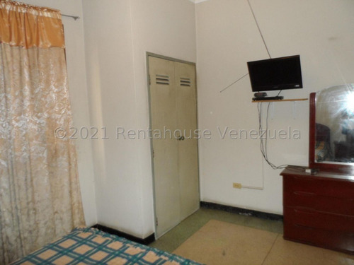 Imagen 14 de 16 de Apartamento En Venta En Quinta Crespo Rah 22-8471