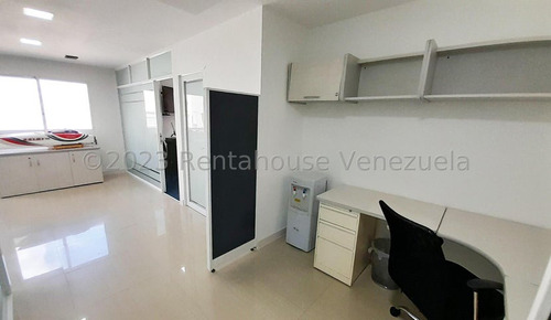Oficina En Alquiler En Las Mercedes 24-5221 Yf