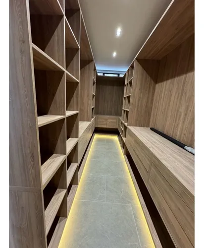 Casa De Lujo En Llanogrande En Arriendo