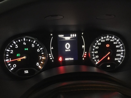 Jeep Renegade Sport 1.8 M/t #pp