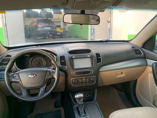 Imagem 5 de 8 de Kia Sorento 2.4 16v Gasolina Ex Automático