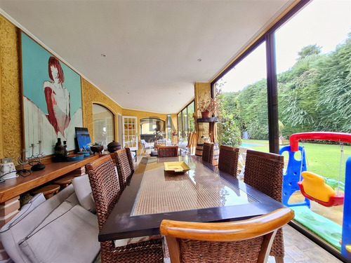 Venta De Casa De 4 Dorm. Bosques De Montemar En Concón