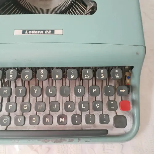 Funcionando Máquina De Escrever Olivetti Lettera 22 Verde