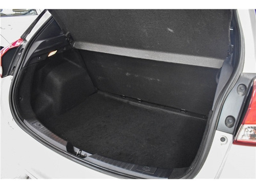 Imagem 13 de 14 de Toyota Yaris 1.3 16v Flex Xl Manual