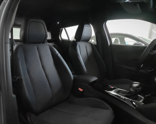 Peugeot 2008 1.0T Allure