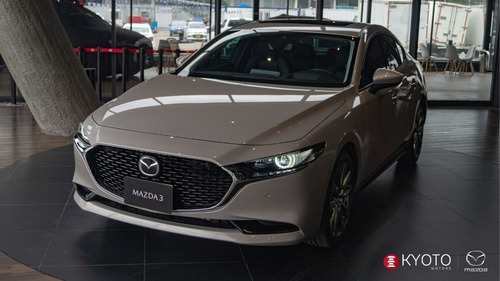 Imagen 2 de 15 de Mazda 3 Sedan Grand Touring Híbrido 2023