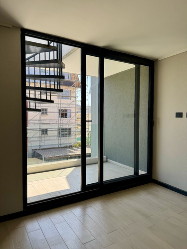 Comodo Depto Estudio Con Quincho Propio Valparaiso