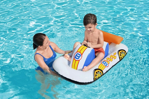 Imagen 4 de 9 de Inflable Auto De Carreras 110x75cm Bestway 41480