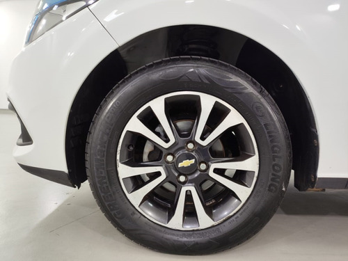 Chevrolet Onix 1.4 MPFI LTZ 8V FLEX 4P MANUAL