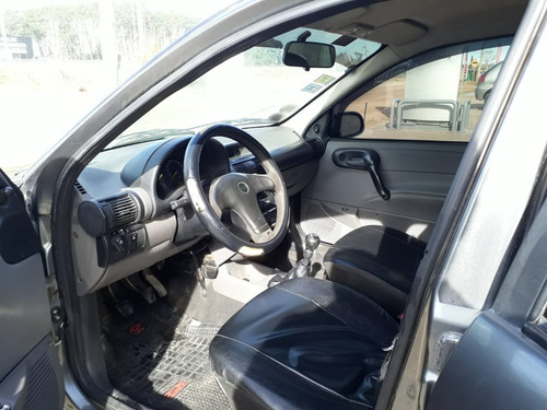 Imagen 5 de 7 de Chevrolet Corsa Classic Gls 2010 (oferta)