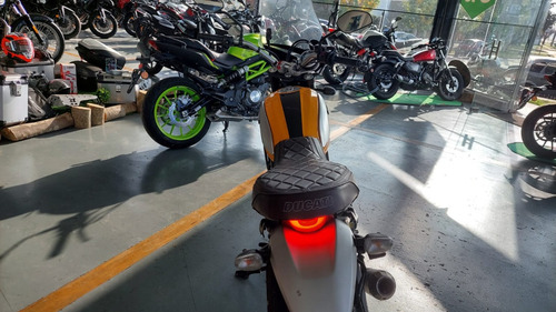 Imagen 9 de 15 de Ducati Scrambler 800 Classic Inmaculada !!!!