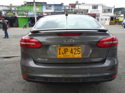Ford Focus 2.0 Titanium