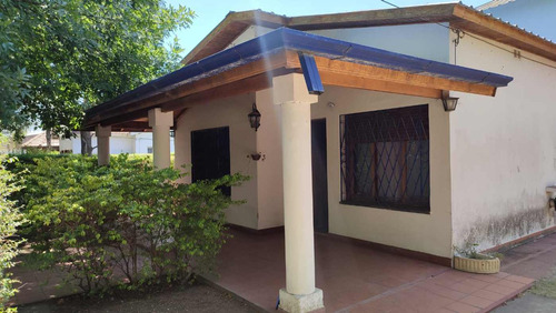 Casa Cinco Ambientes En Venta Tristan Suarez