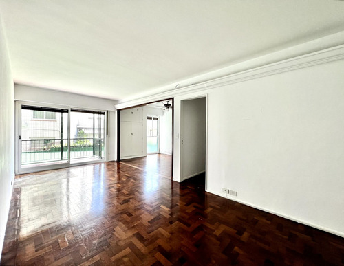 Luminoso Departamento En Venta, 4 Ambientes Con Balcón - Martínez
