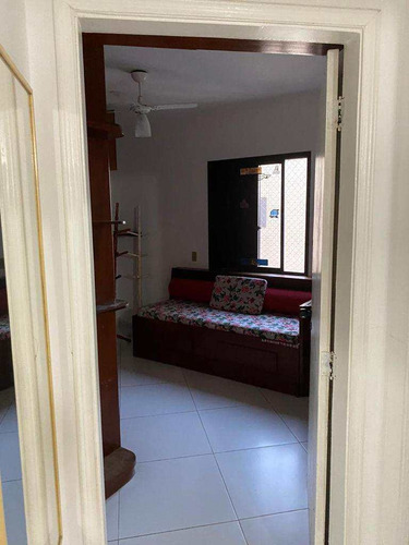 Apartamento Com 2 Dorms, Vila Mathias, Santos - R$ 330 Mil, Cod: 827 - V827