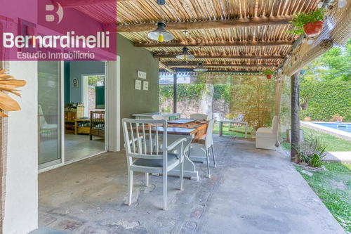 Venta Casa 3 Dormitorios Las Magnolias Con Cochera