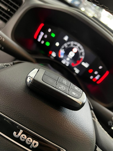 Imagen 17 de 20 de Jeep Renegade Longitude 2023 Entrega Inmediata Negro #13