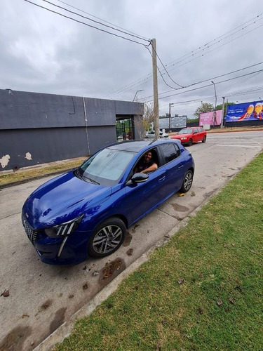 Peugeot 208 Feline Tiptronic 4000km