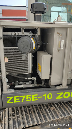 Miniexcavador 7.5 Tonelas Zoomlion Ze75e Año 2024