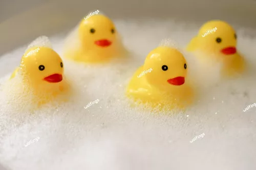 4 Patitos Goma Chifles Juguete Para El Agua Baño Bebe