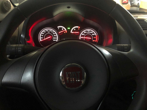 Fiat Grand Siena 1.6 16v Essence Flex Dualogic 4p 2015