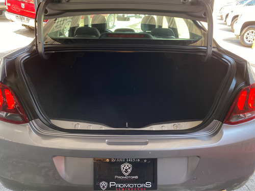 Peugeot 301 1.6 Allure At