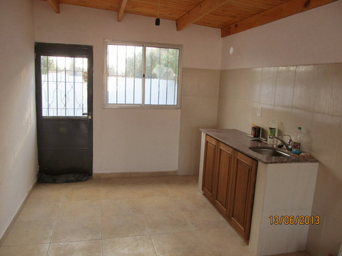 Imagen 10 de 15 de Dueño Vende Excelente Casa Y Dos Apartamentos C/ Cocheras En Zona Cno. Maldonado Y Libia