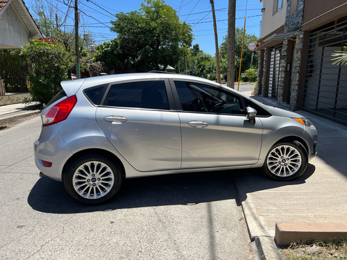 Ford Fiesta Kinetic 1.6 Se Plus Powershift 120cv