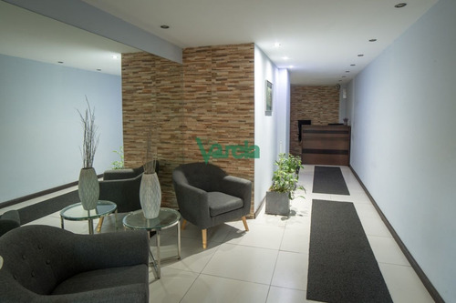 Imagen 8 de 9 de Apartamento Pocitos 2 Dormitorios Con Patio Propio, Lavadero Y Portería - Montevideo Pocitos