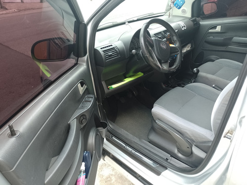 Volkswagen Crossfox 1.6 Total Flex 5p