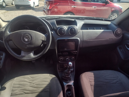 Imagen 6 de 6 de Renault Duster 2.0 4x2 Luxe Nav 138cv 2013
