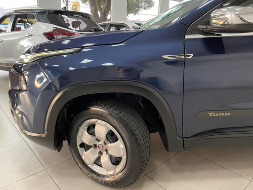 Fiat Toro 1.8 Endurance 16v Flex 4x2 Aut. 4p