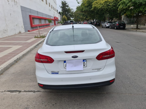 Imagen 4 de 8 de Ford Focus Titanium