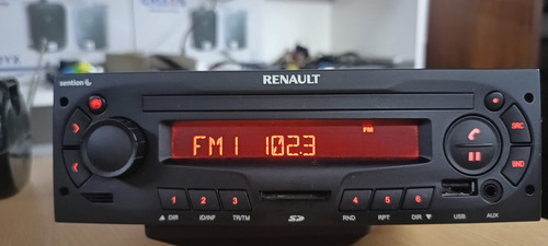 Stereo Original Renault No Incuye El Remoto (Usado)