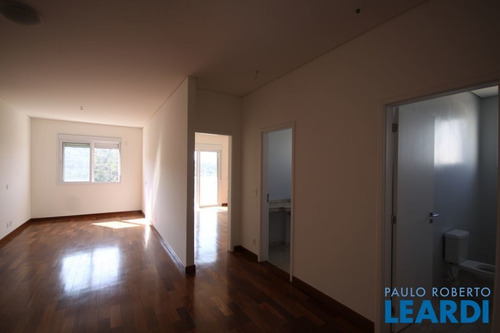 Imagem 10 de 15 de Apartamento - Tamboré - Sp - 503571