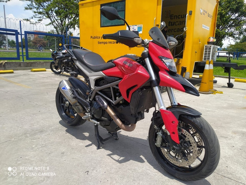 Ducati Hyperstrada 821 2013