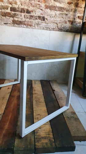 Imagen 4 de 4 de Mesa Ratona Industrial 100x50x45cm Hierro Y Madera Epoxi